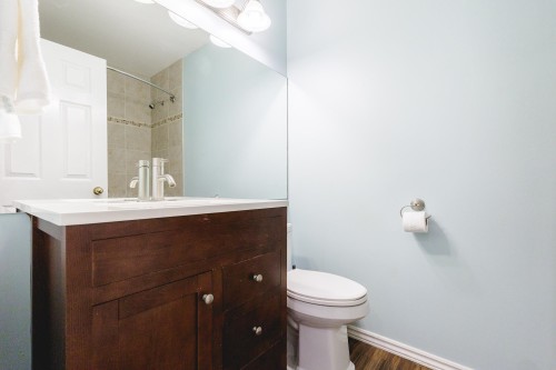 715-1350 Vidal Street, White Rock, BC 