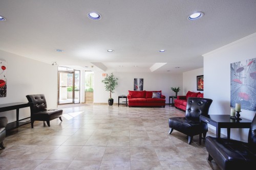 715-1350 Vidal Street, White Rock, BC 