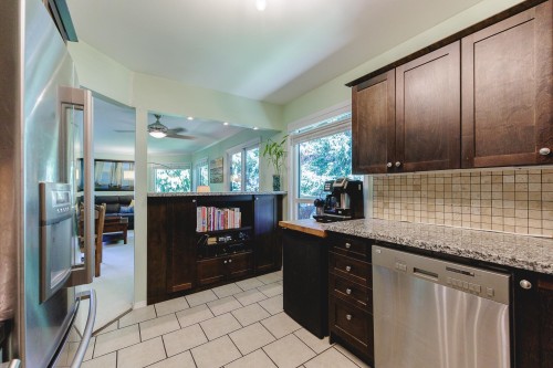 715-1350 Vidal Street, White Rock, BC 