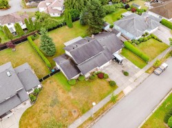 5644 Sunrise East Crescent  Surrey, BC V3S 7M5