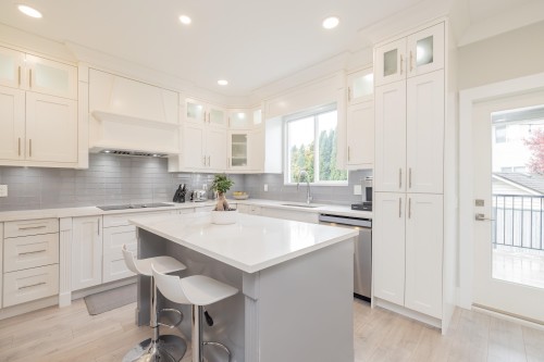 6477 189 Street, Surrey, BC 