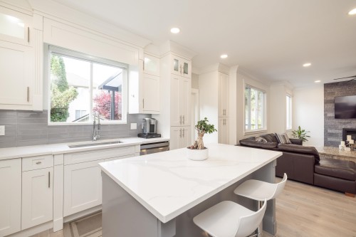 6477 189 Street, Surrey, BC 