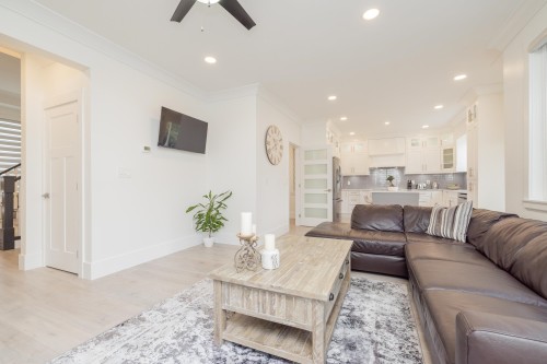 6477 189 Street, Surrey, BC 