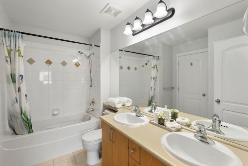 56-5839 Panorama Drive, Surrey, BC 