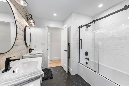 24633 56 Avenue, Langley, BC 