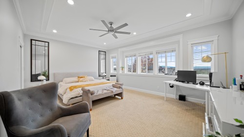 15038 70 Avenue, Surrey, BC 