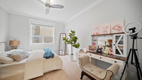 15038 70 Avenue, Surrey, BC 