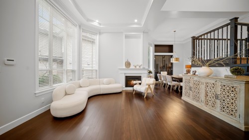 15038 70 Avenue, Surrey, BC 