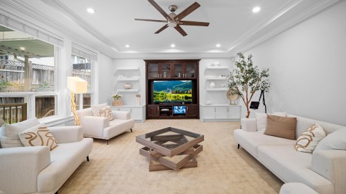 15038 70 Avenue, Surrey, BC 