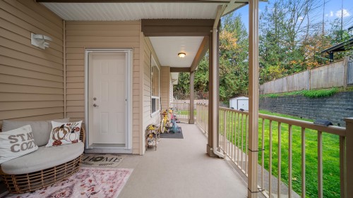 15038 70 Avenue, Surrey, BC 