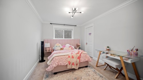 15038 70 Avenue, Surrey, BC 