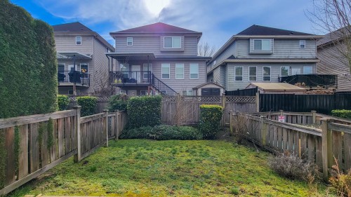 11-6350 142 Street, Surrey, BC 
