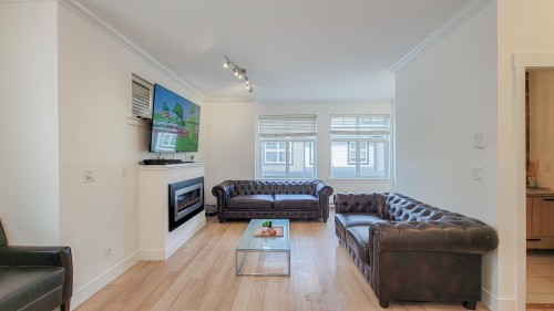 11-6350 142 Street, Surrey, BC 