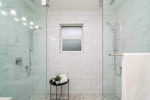 20073 42 Avenue, Langley, BC 