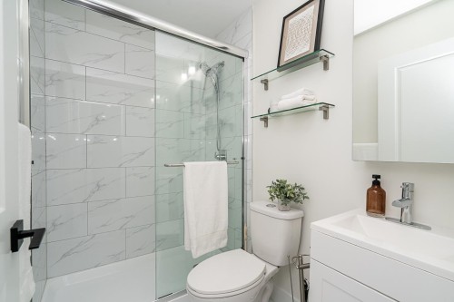 20073 42 Avenue, Langley, BC 