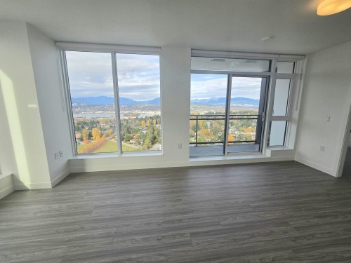 2808-13675 107A Avenue, Surrey, BC 