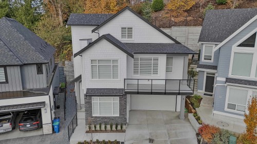 11-4217 Old Clayburn Road  Abbotsford, BC V3G 1L5