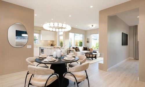 305-2358 152A Street, Surrey, BC 