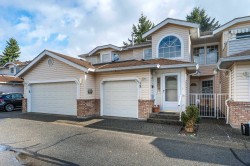 19-9168 Fleetwood Way  Surrey, BC V3R 0P1