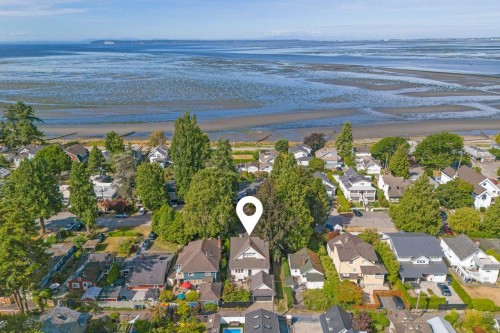 2676 Mcbride Avenue, Surrey, BC 