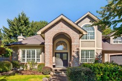 14055 29a Avenue  Surrey, BC V4P 2J8