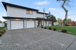 1112 Stevens Street  White Rock, BC V4B 4X8