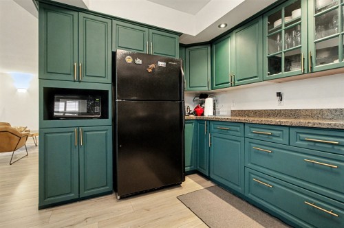 1112 Stevens Street, White Rock, BC 