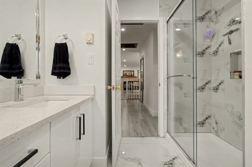 1112 Stevens Street, White Rock, BC 