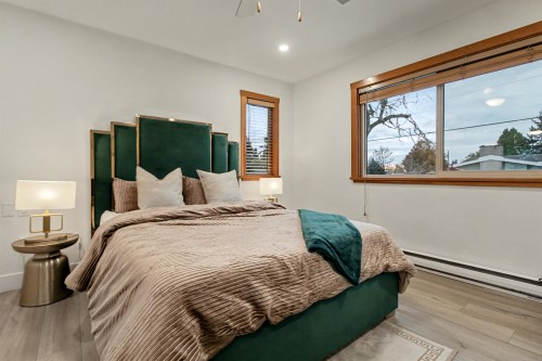 1112 Stevens Street, White Rock, BC 