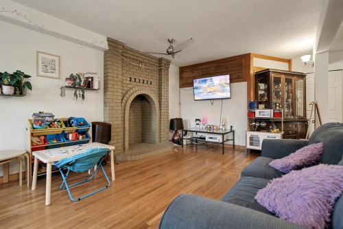 1112 Stevens Street, White Rock, BC 