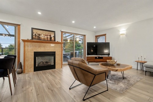 1112 Stevens Street, White Rock, BC 