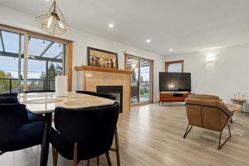 1112 Stevens Street, White Rock, BC 