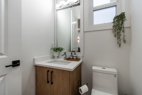 2561 168 Street, Surrey, BC 