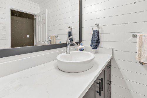 3826 Old Clayburn Road, Abbotsford, BC 