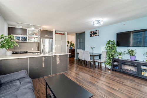 2704-9981 Whalley Boulevard, Surrey, BC 