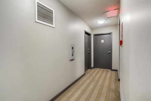 2704-9981 Whalley Boulevard, Surrey, BC 