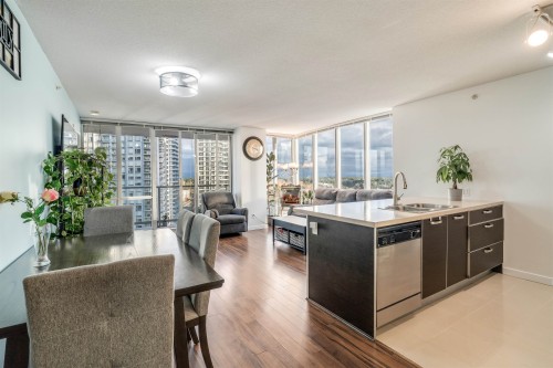 2704-9981 Whalley Boulevard, Surrey, BC 