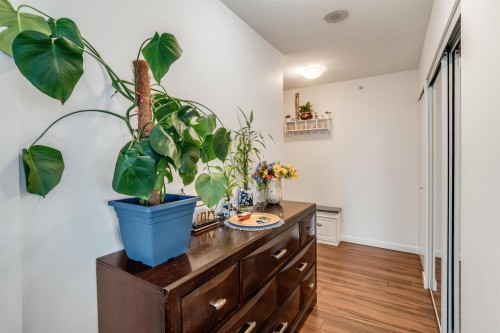 2704-9981 Whalley Boulevard, Surrey, BC 