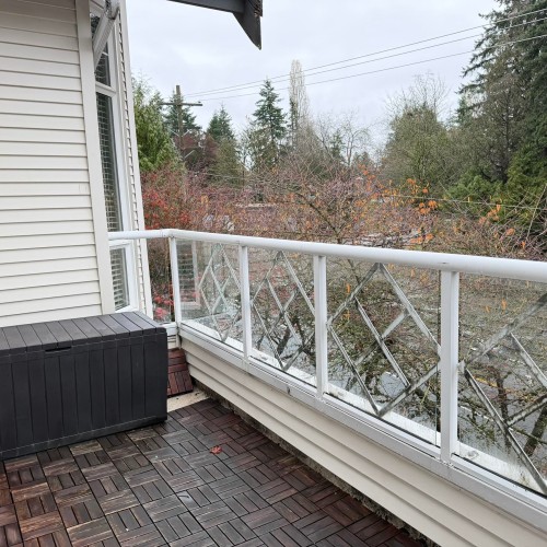 409-9979 140 Street, Surrey, BC 