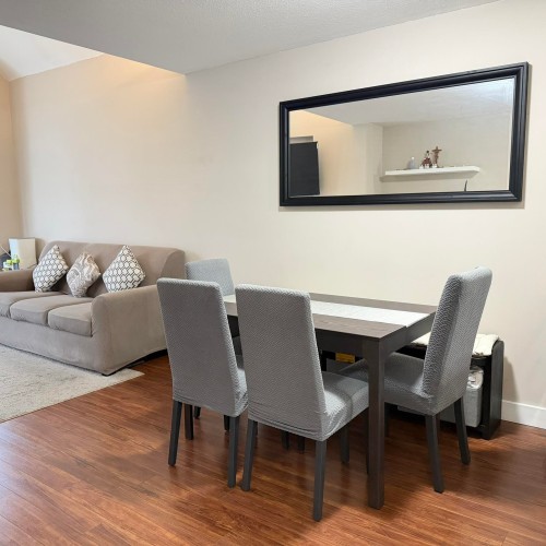 409-9979 140 Street, Surrey, BC 