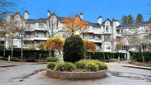 409-9979 140 Street, Surrey, BC 