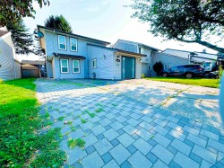 12960 74 Avenue  Surrey, BC V3W 7J8