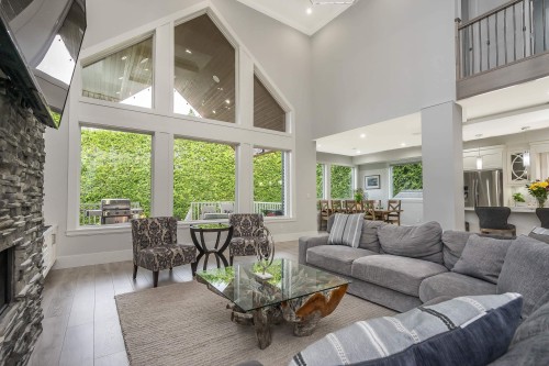 2-22963 Fraser Highway, Langley, BC 