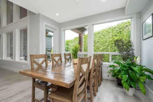 2-22963 Fraser Highway, Langley, BC 