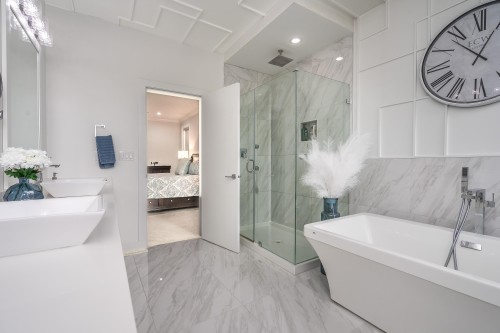 2-22963 Fraser Highway, Langley, BC 