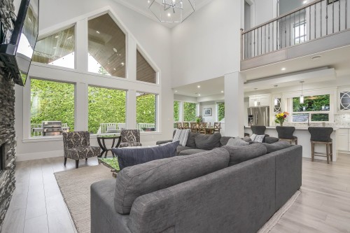 2-22963 Fraser Highway, Langley, BC 