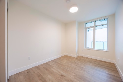 1204-10428 Whalley Boulevard, Surrey, BC 