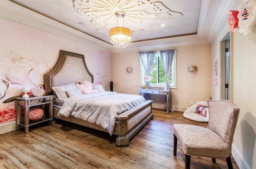 7367 149A St, Surrey, BC 