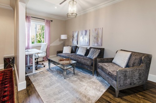 7367 149A St, Surrey, BC 