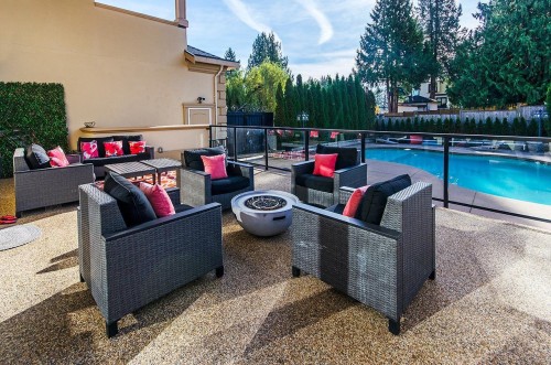 7367 149A St, Surrey, BC 